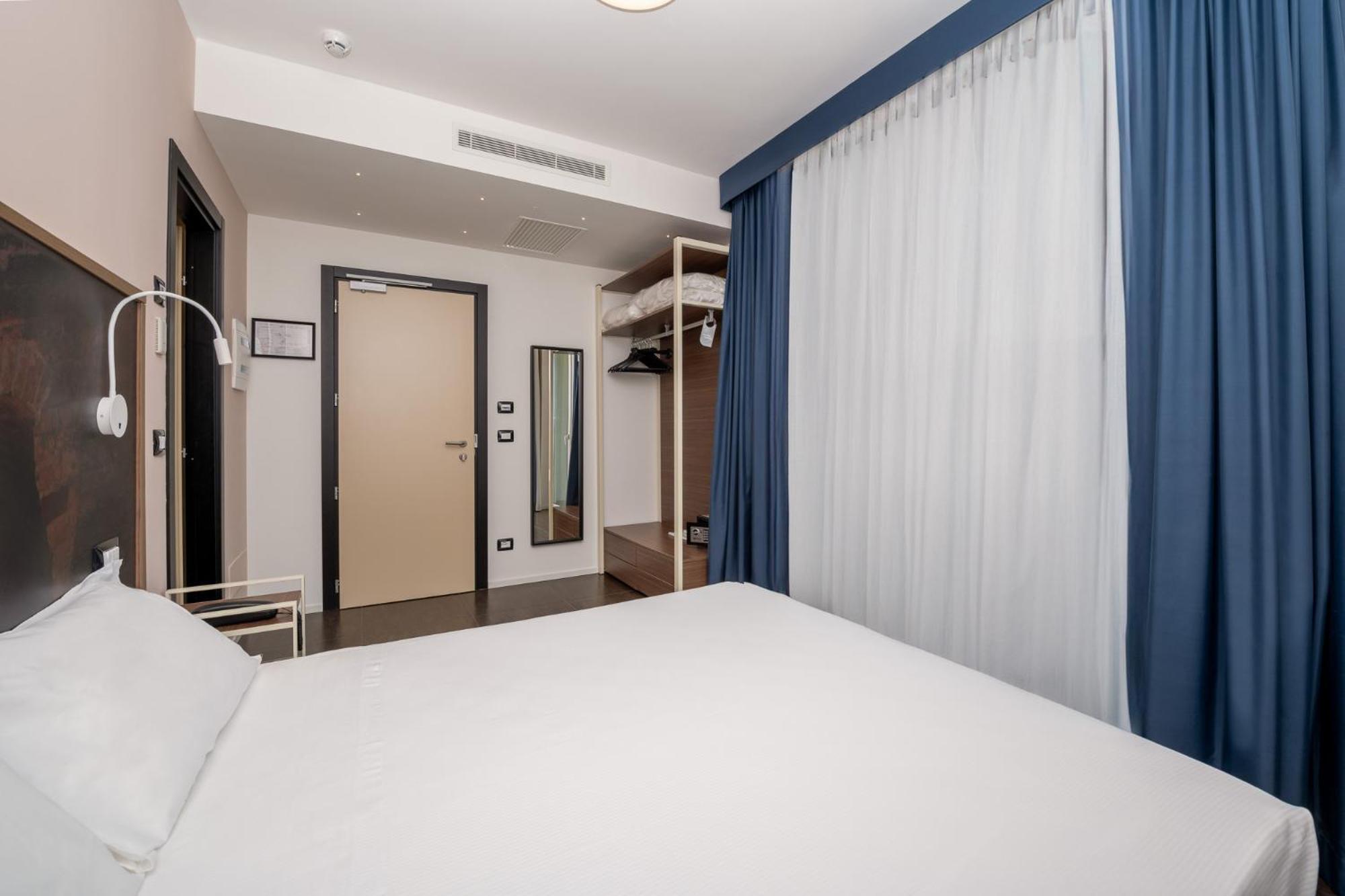 Hotel Velia 葛伦坦马勒 外观 照片