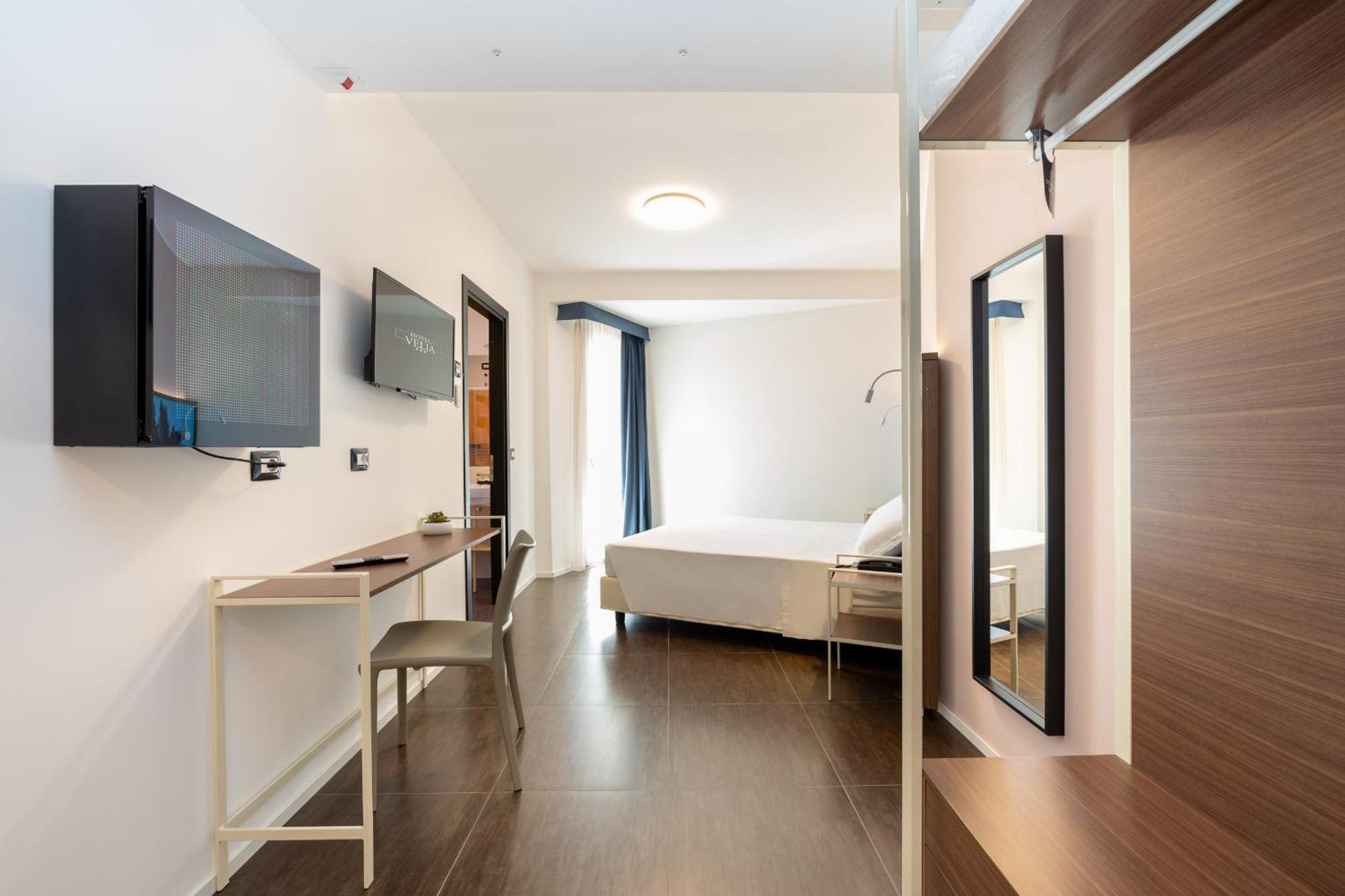 Hotel Velia 葛伦坦马勒 外观 照片