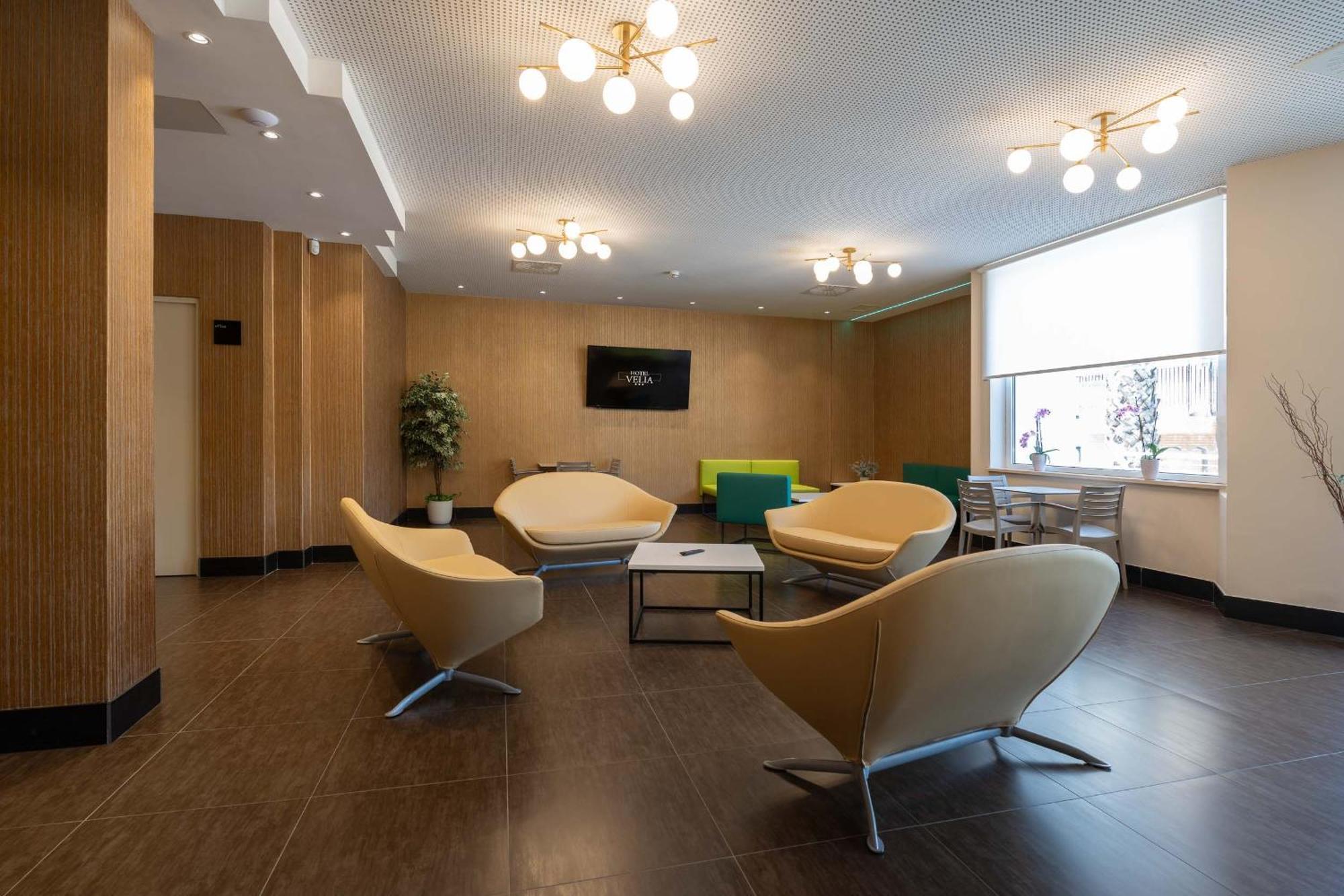 Hotel Velia 葛伦坦马勒 外观 照片