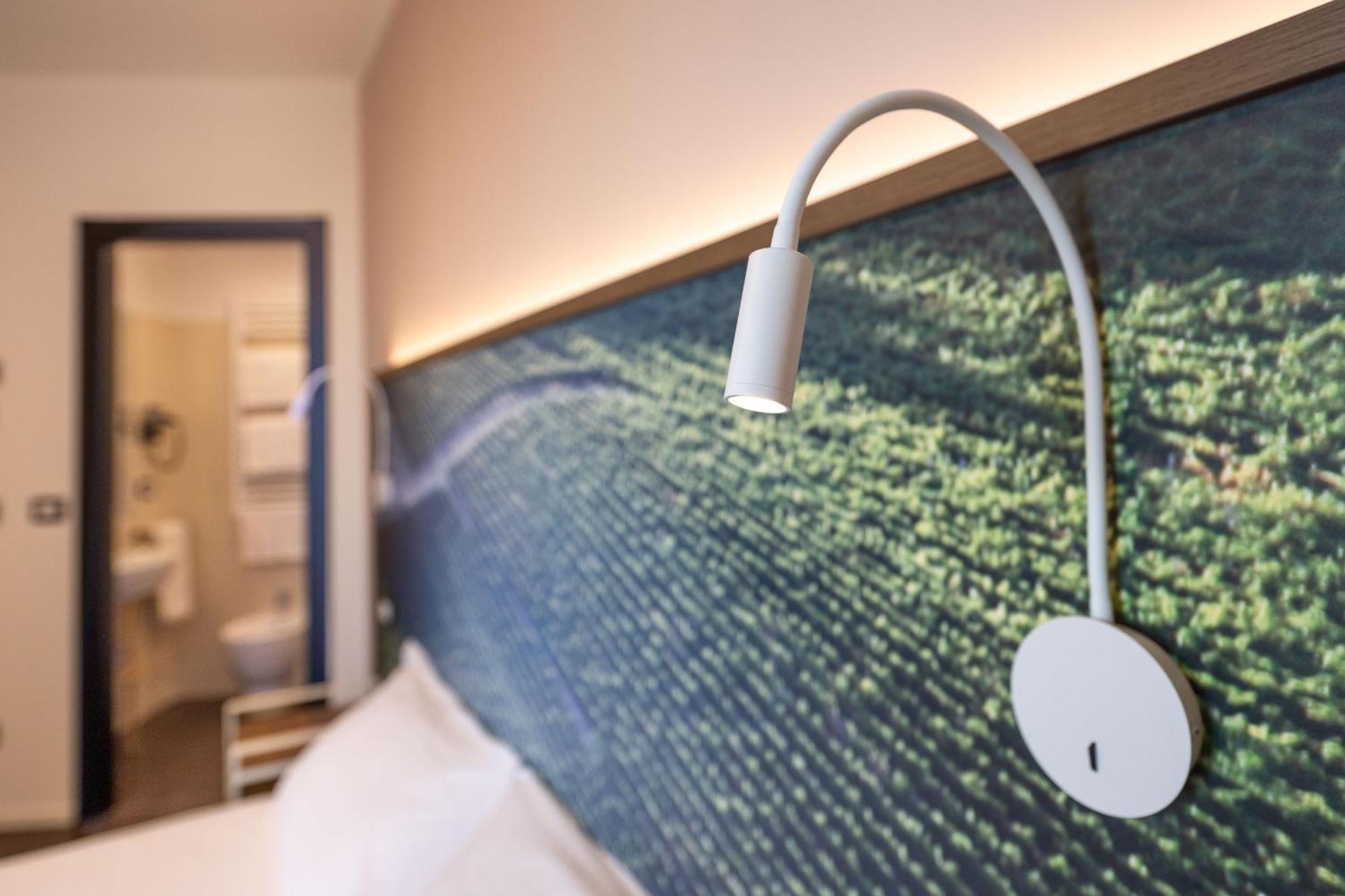 Hotel Velia 葛伦坦马勒 外观 照片