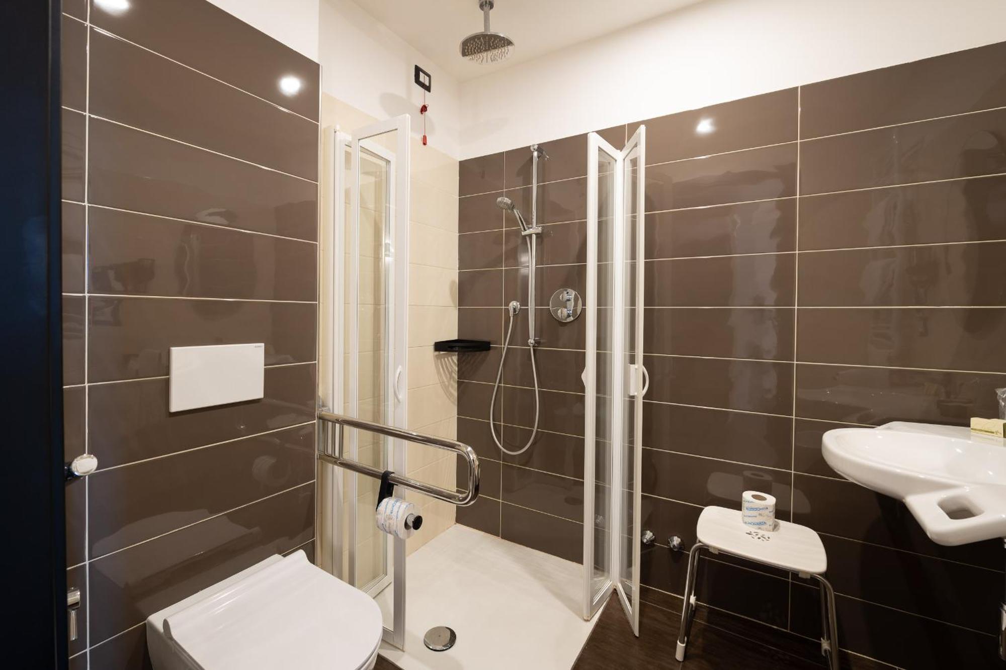 Hotel Velia 葛伦坦马勒 外观 照片
